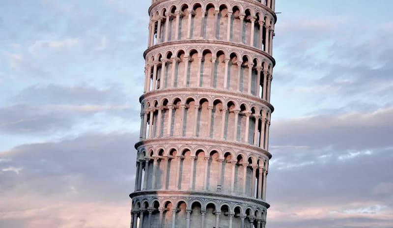 Historic Leaning Tower of Pisa Italy Wallpaper 4K